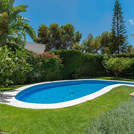 Вилла Luxury 3br House With Private Pool & Stunning Interiors *