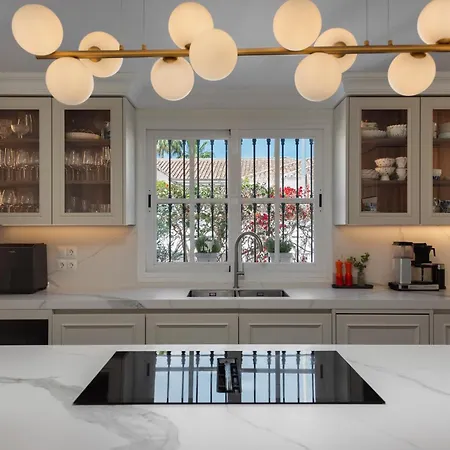Βίλα Luxury House With Private Pool And Stunning Interiors Μαρμπέλλα
