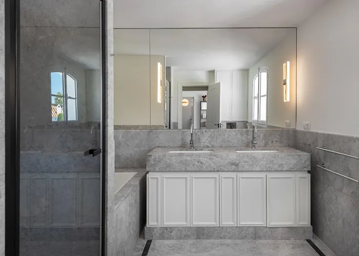 Luxury House With Private Pool And Stunning Interiors Villa *