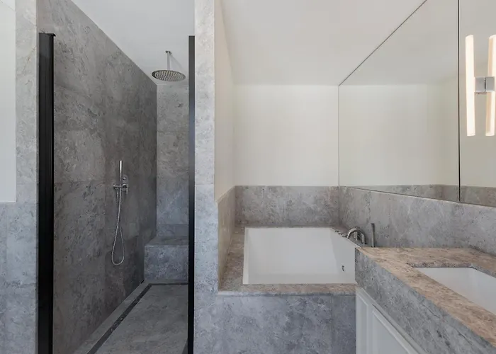 Luxury House With Private Pool And Stunning Interiors